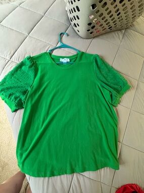 CeCe Bright Green Puff-Sleeve Tee